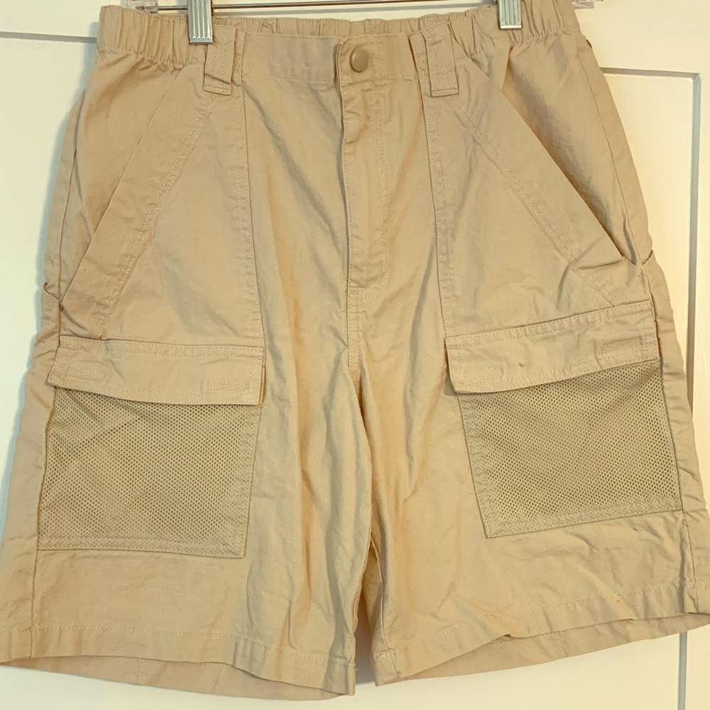 Khaki PFG Columbia shorts